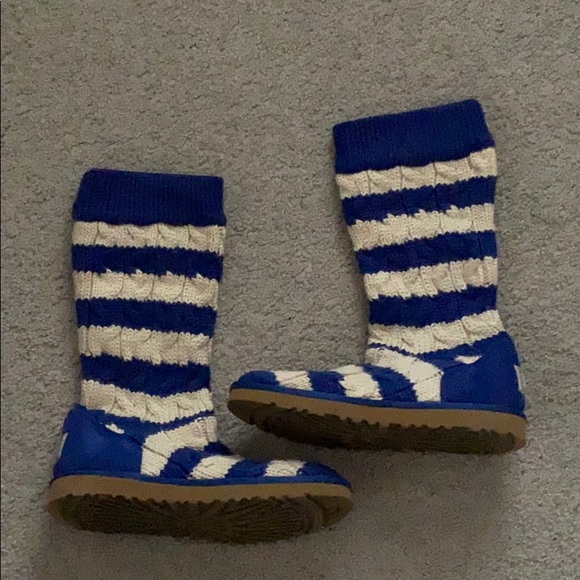 Striped Uggs - Picture 1 of 6